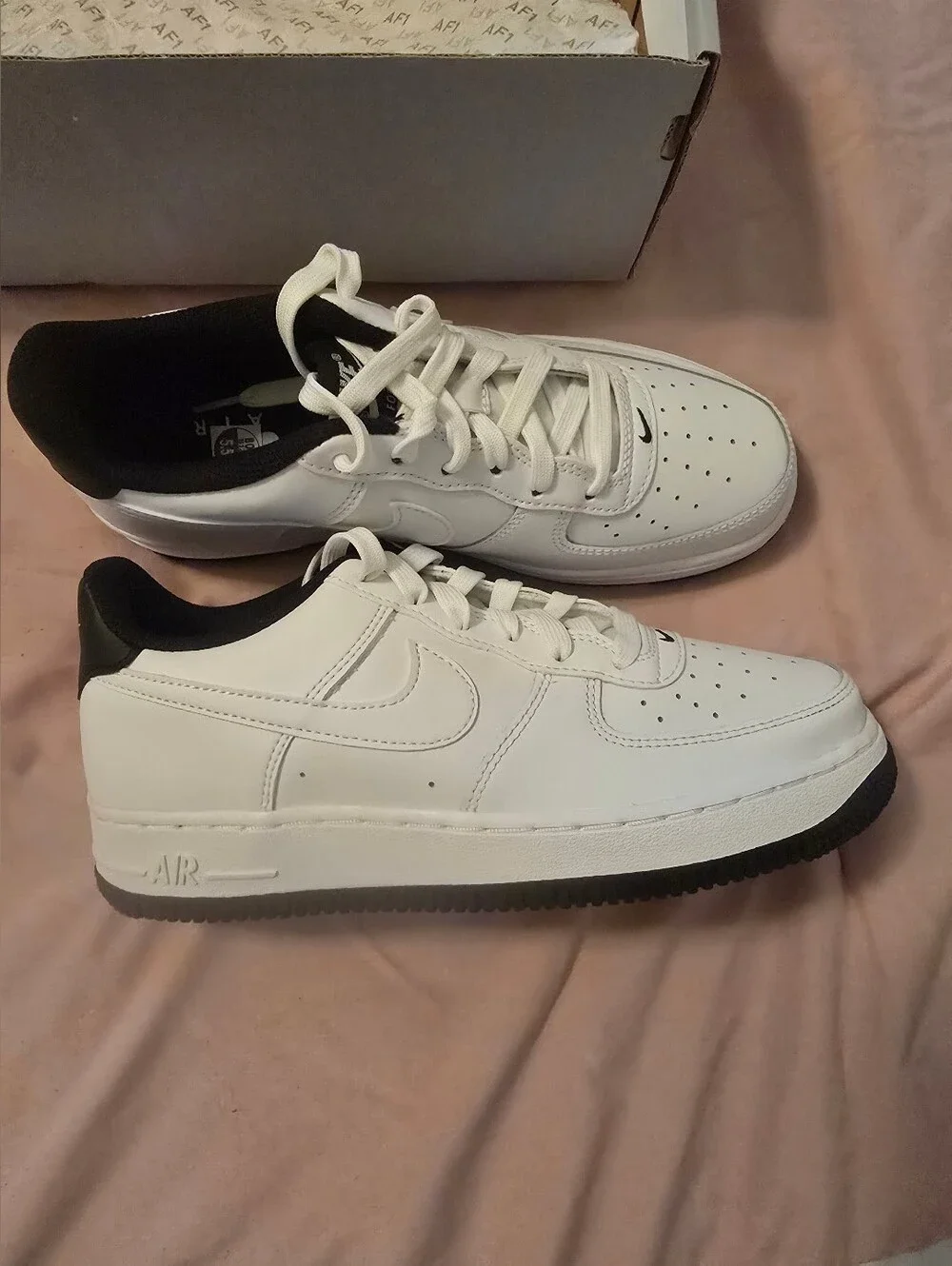 Nike Air Force 1 White Low-Top Sneakers with Black Lining